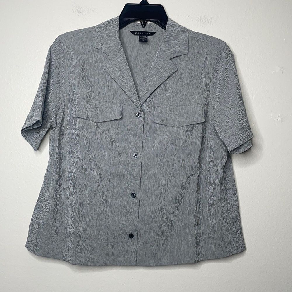 Athleta Short Sleeve Button down Shirt Size XS - Picture 4 of 11